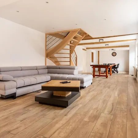 Сasa de vacaciones Lovely In With Wifi